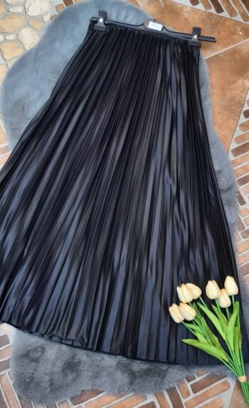 Jupe élégante en plusieurs couleurs pour toutes occasions